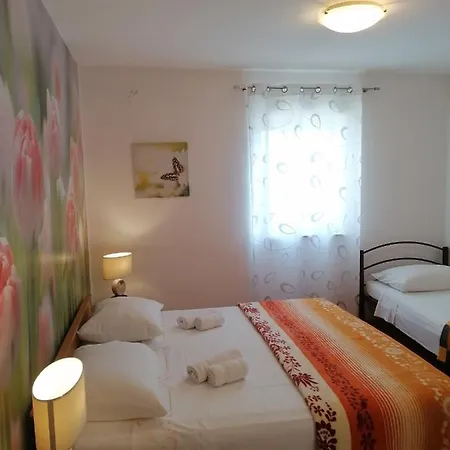 Marlen Apartment *